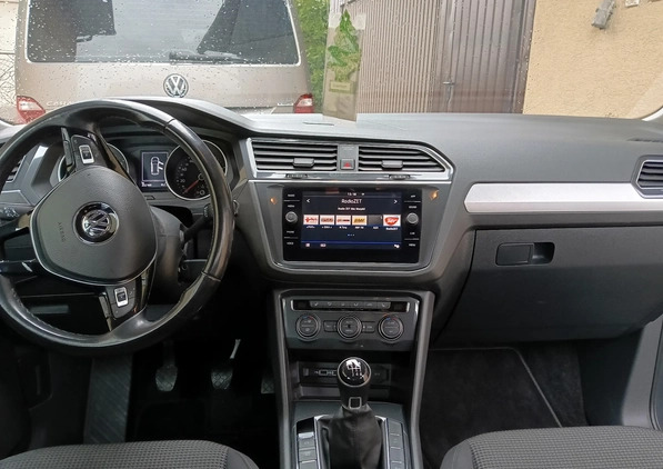 Volkswagen Tiguan cena 77900 przebieg: 232000, rok produkcji 2018 z Pilzno małe 92